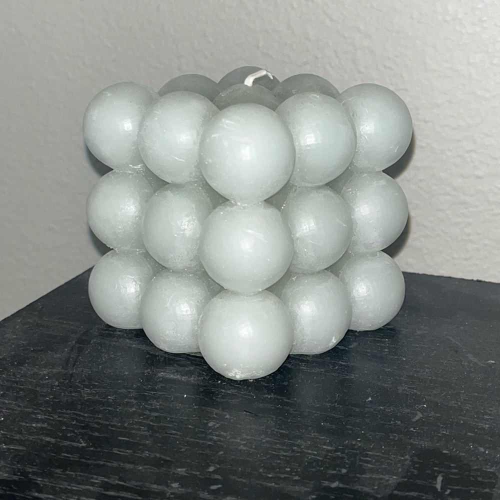 bubble candle : 
ocean waves - soy and beeswax